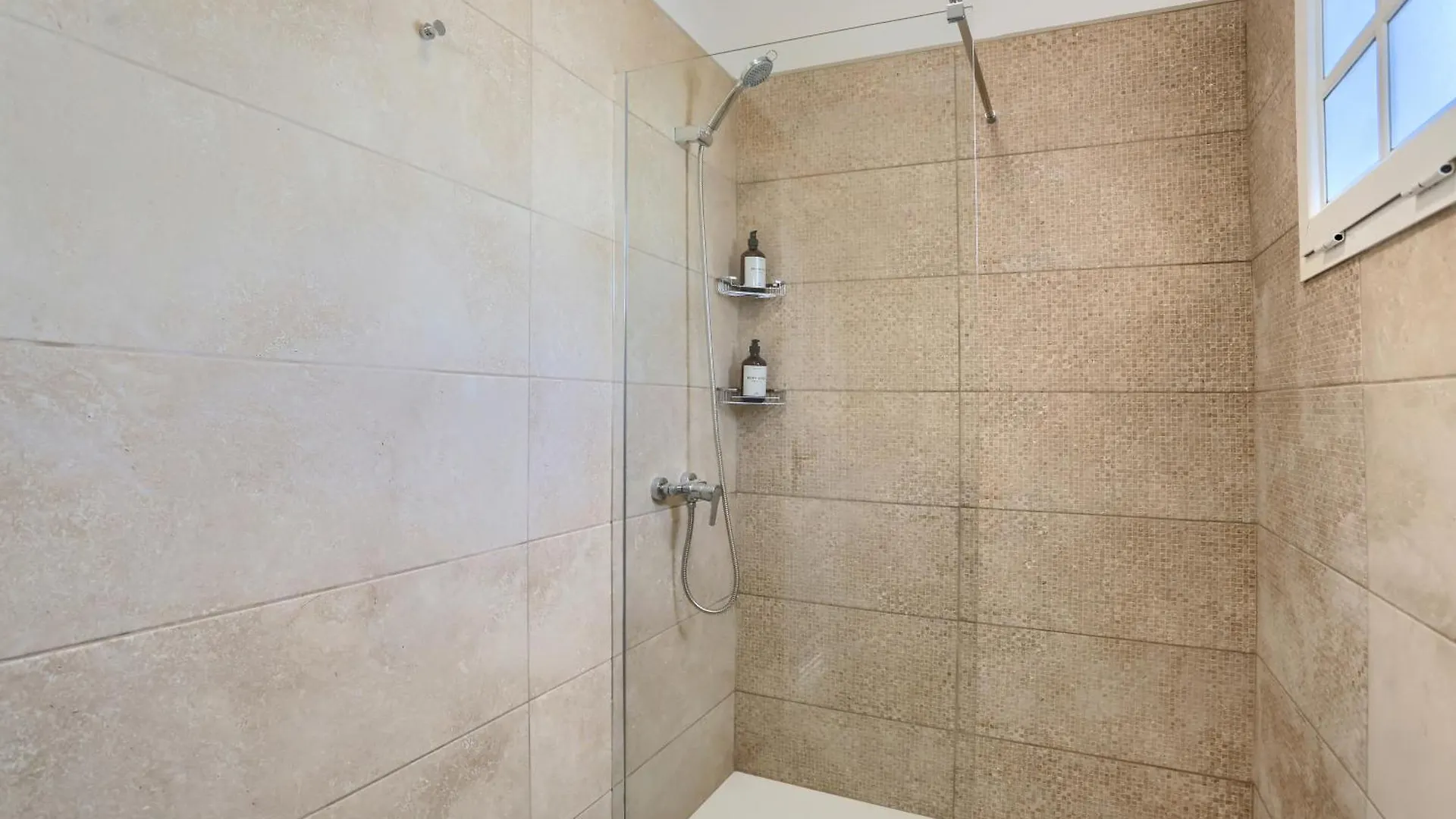 Recently Renovated, With Views, Barbecue And Outdoor Shower 科斯塔卡莱塔 西班牙