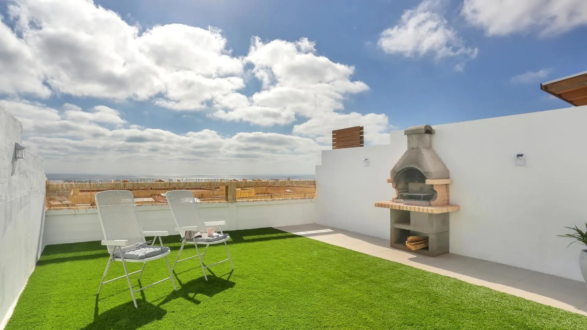 Recently Renovated, With Views, Barbecue And Outdoor Shower 科斯塔卡莱塔 公寓