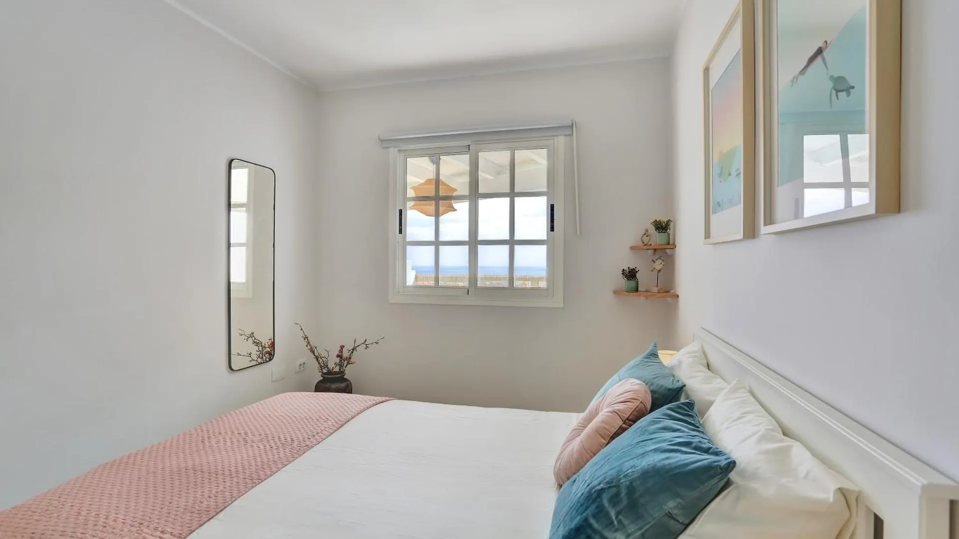 Recently Renovated, With Views, Barbecue And Outdoor Shower 科斯塔卡莱塔 公寓
